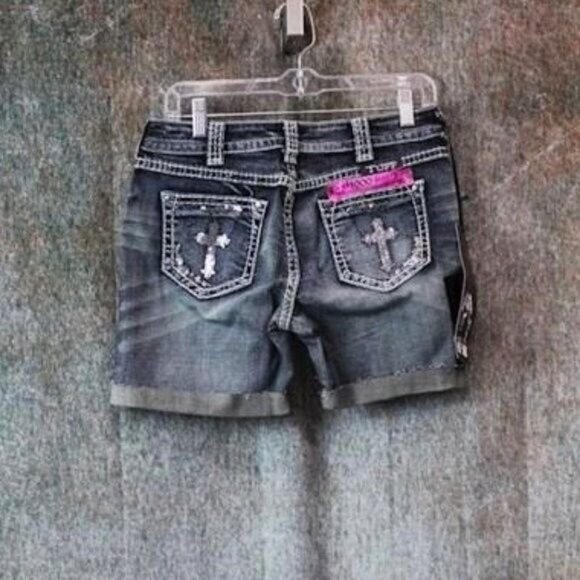 Cowgirl Tuff Women's Cross Bling Jeans Shorts Size 25 - Picture 3 of 4